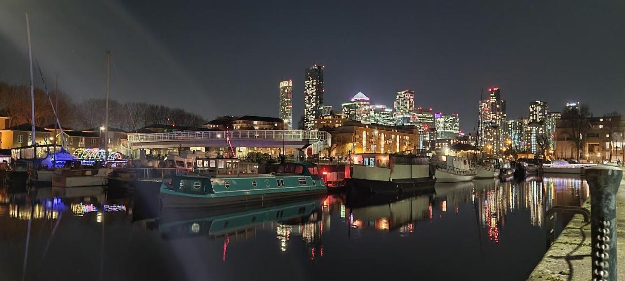 Stunning Massive Bedroom +Direct Thames River View London Exteriör bild